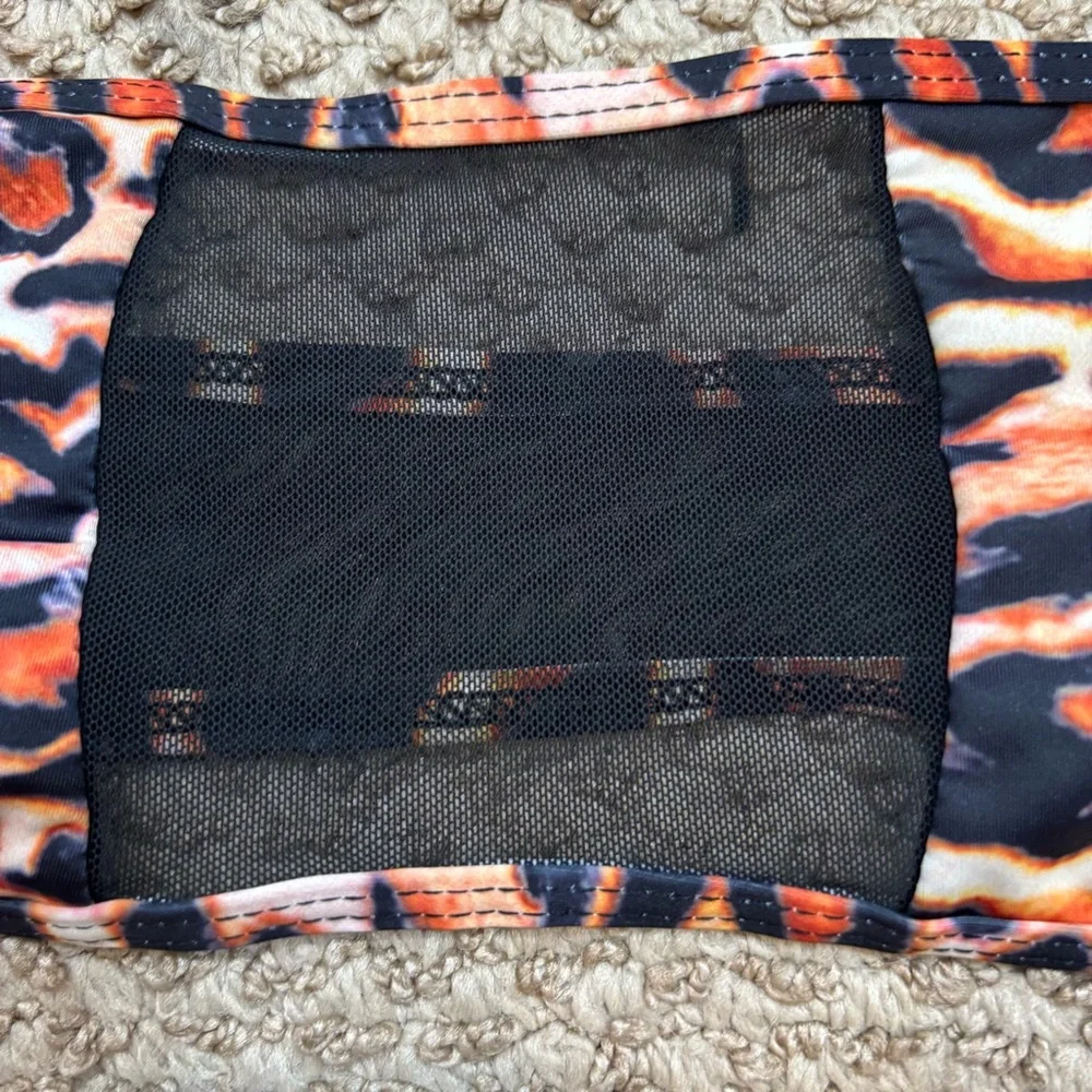 Brand new without Tags Animal‎ Print Strapless Bikini Size Medium